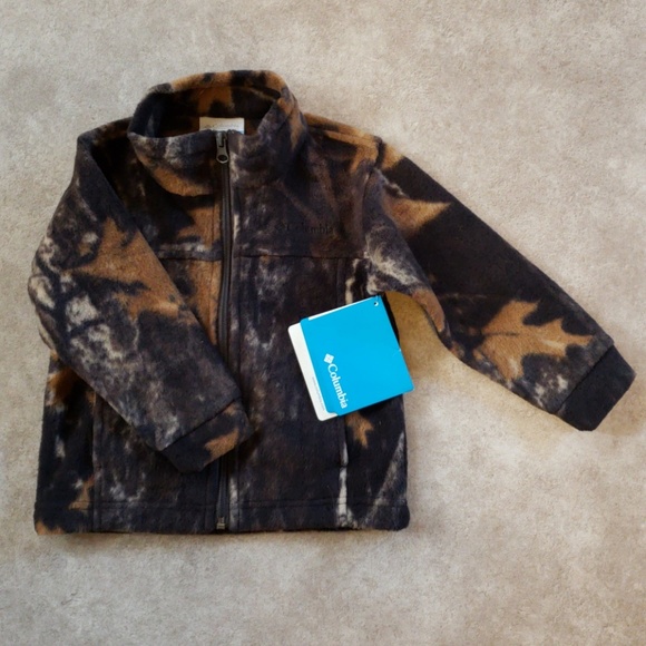 Columbia Other - BNWT! Columbia 3T zip up fleece sweater. Camo!!